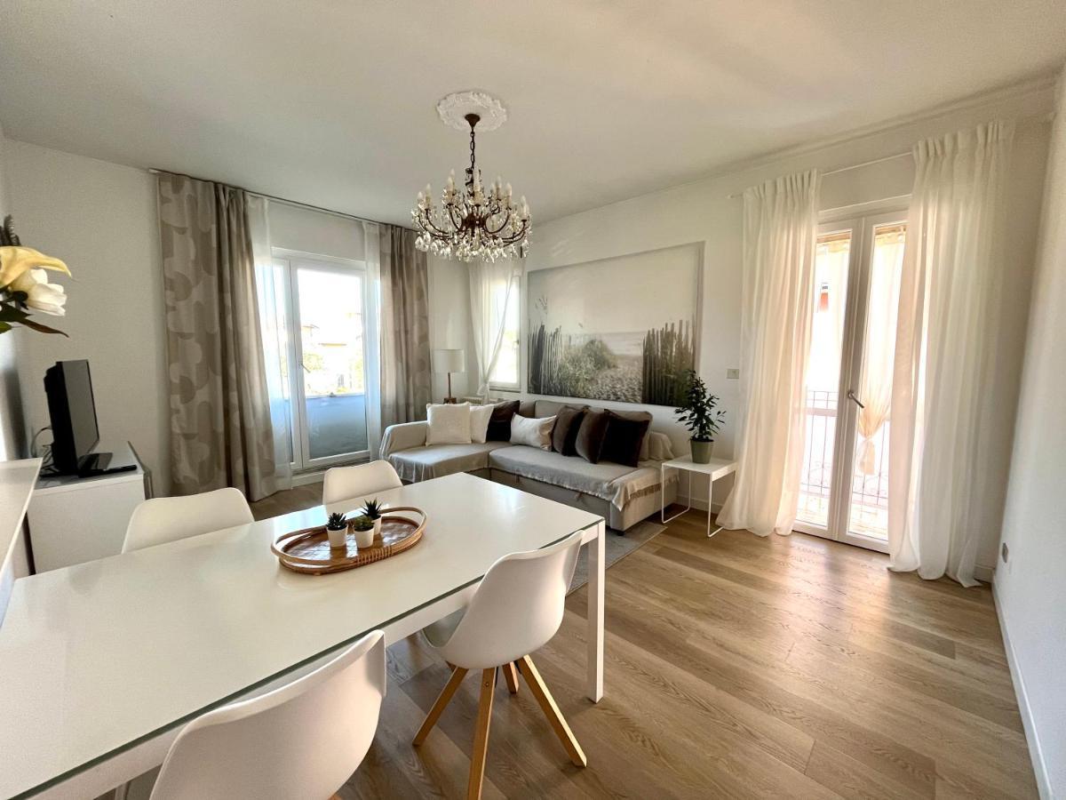 Family Apartment 2 Σιρμιόνε Εξωτερικό φωτογραφία